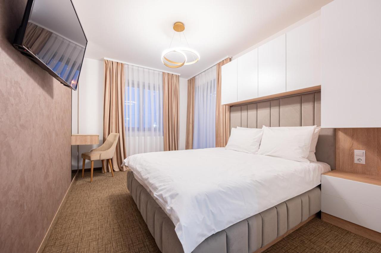 Hotel Klia Sînmartin Zewnętrze zdjęcie