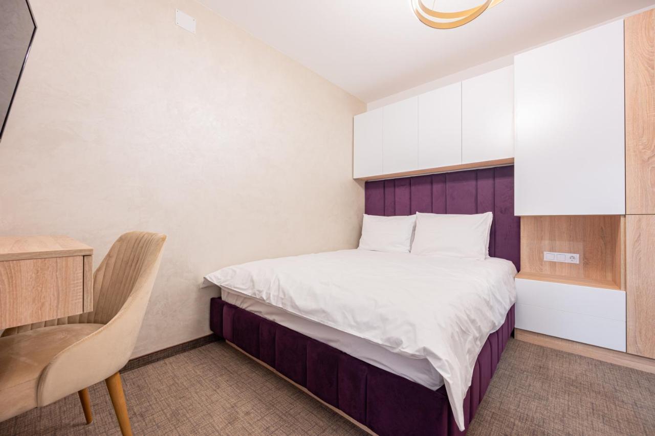 Hotel Klia Sînmartin Zewnętrze zdjęcie